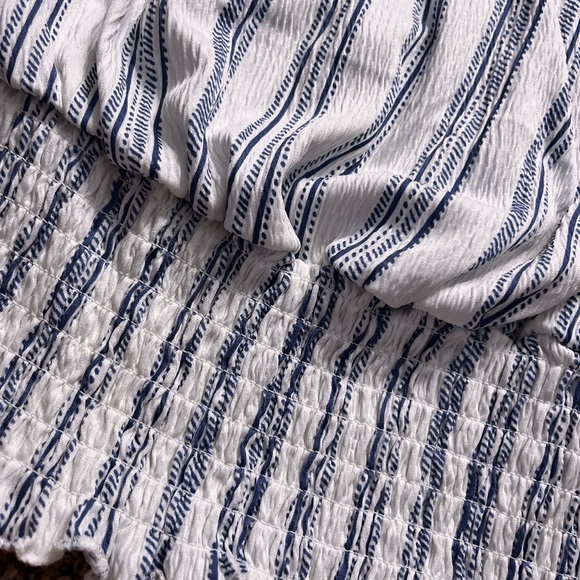 size M rue 21 crop top! - Picture 2 of 5